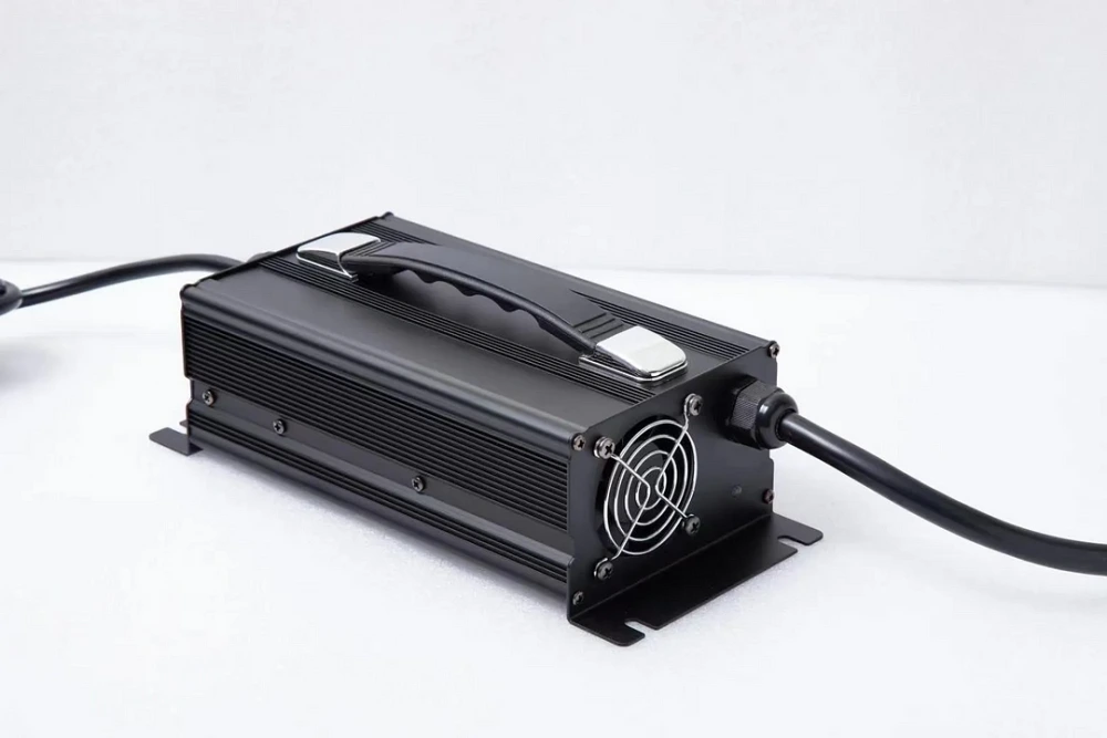 14.6V 40A LiFePO4 Lithium Battery Charger for 12V LiFePO4 Battery